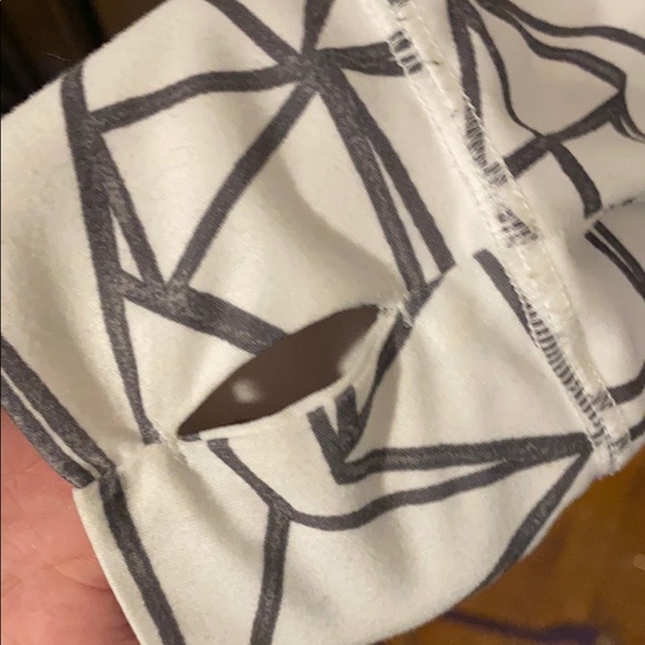 Xersion Athletic Abstract Half Zip Medium - Picture 3 of 4